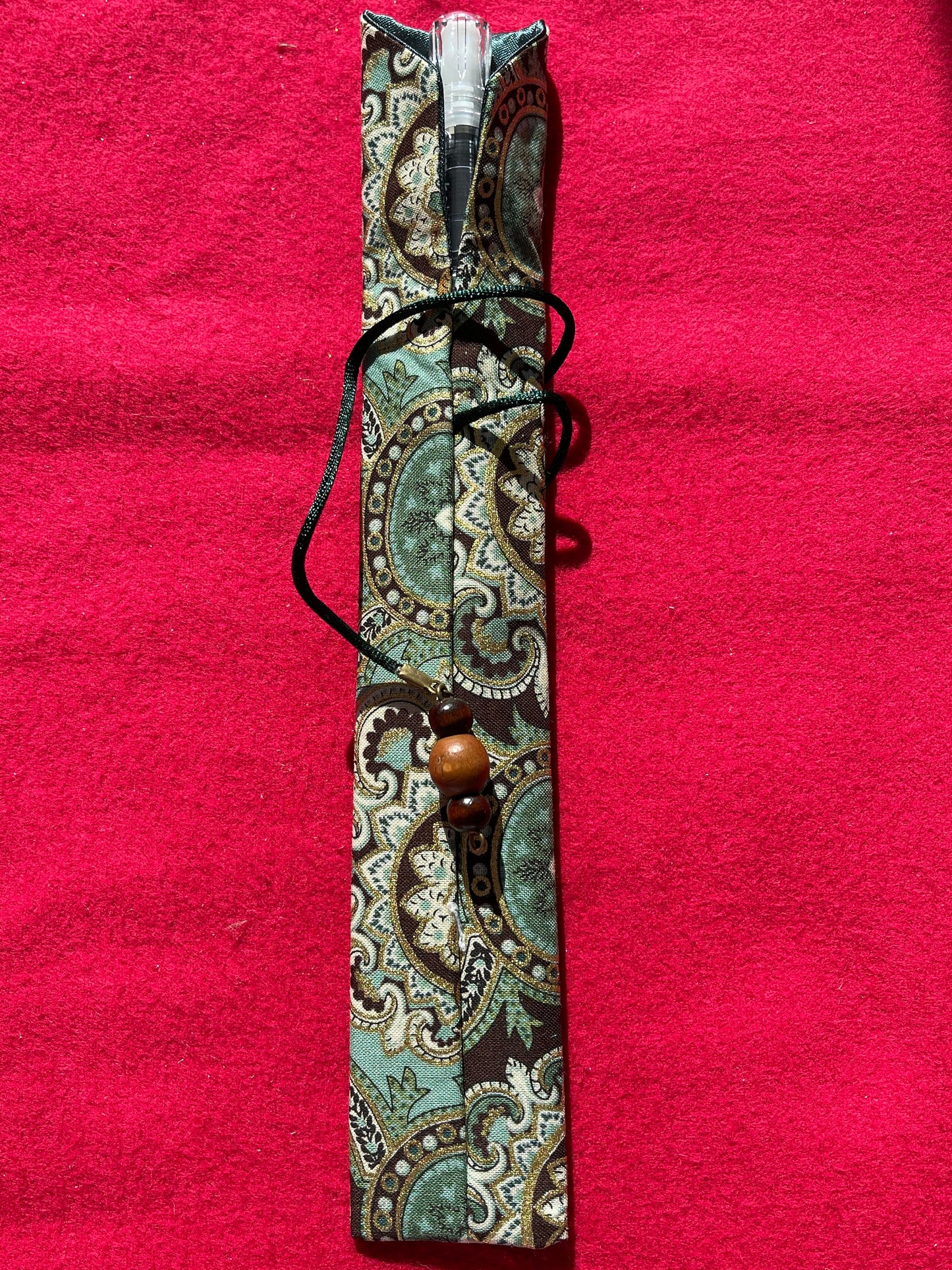 Green Paisley - Single Pen Kimono Case with Soft Luxurious Satin Interior