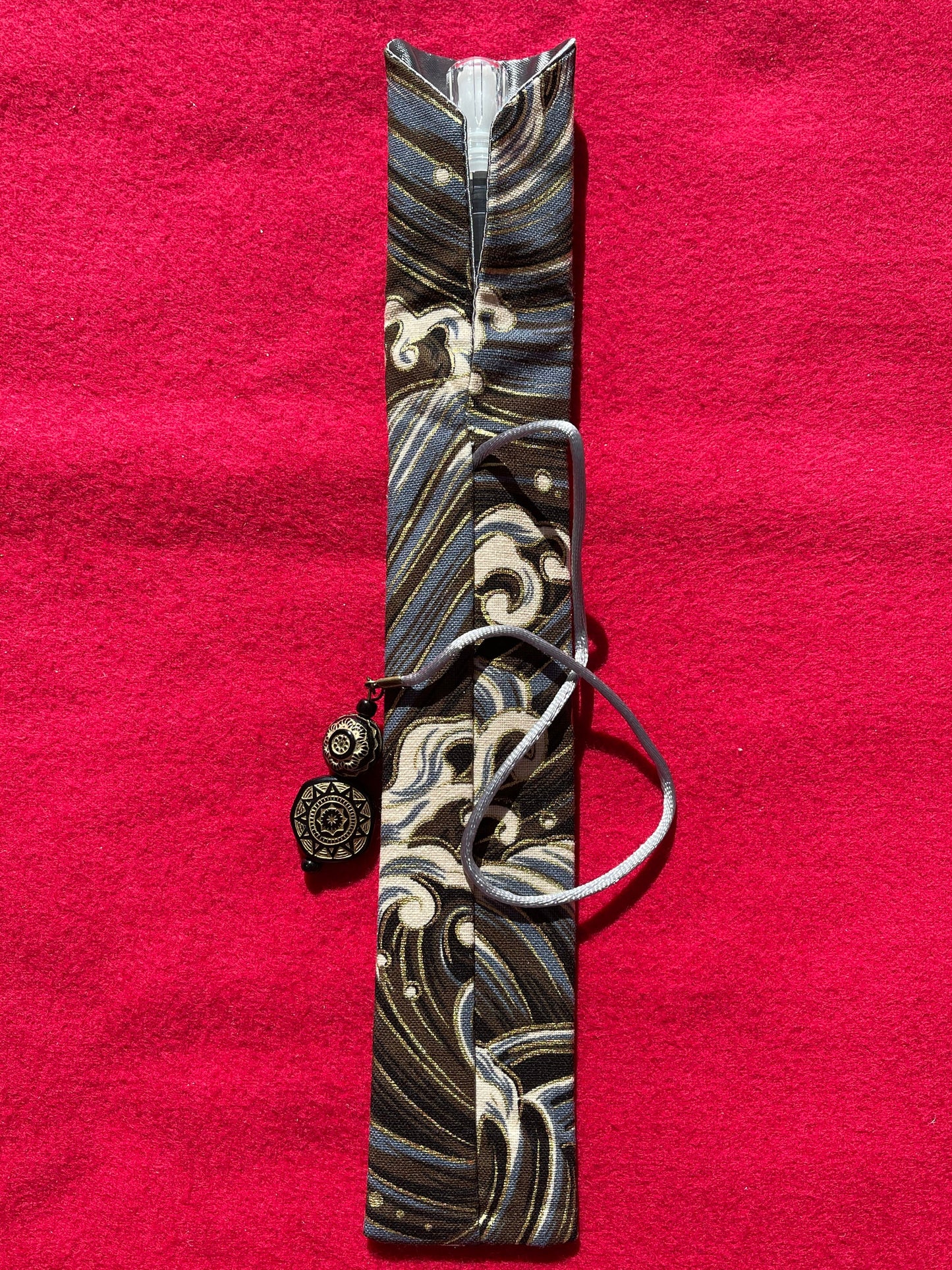 Grey Waves - Single Pen Kimono Case with Soft Luxurious Satin Interior
