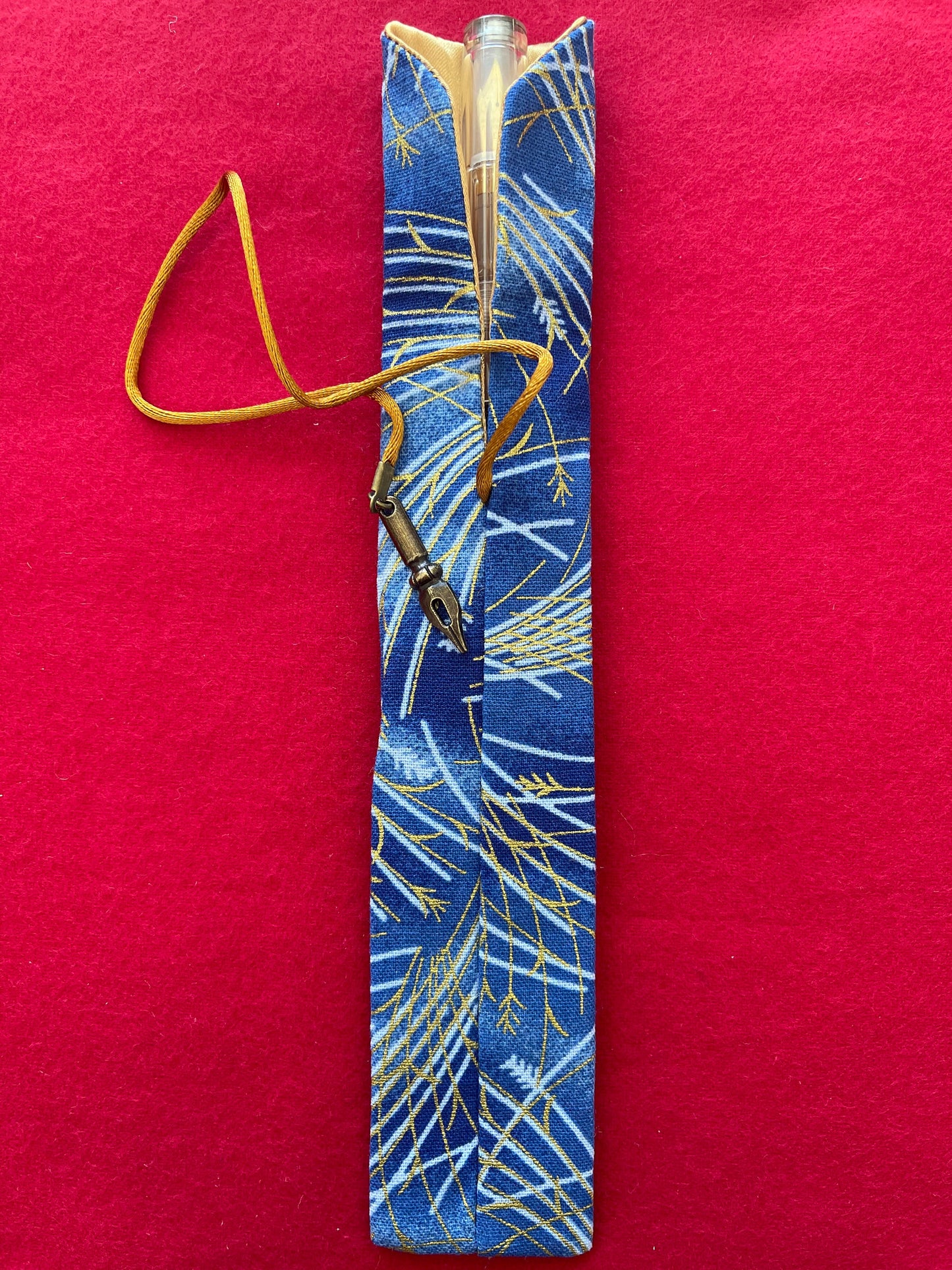 Blue Wheat - Single Pen Kimono Case with Soft Luxurious Satin Interior