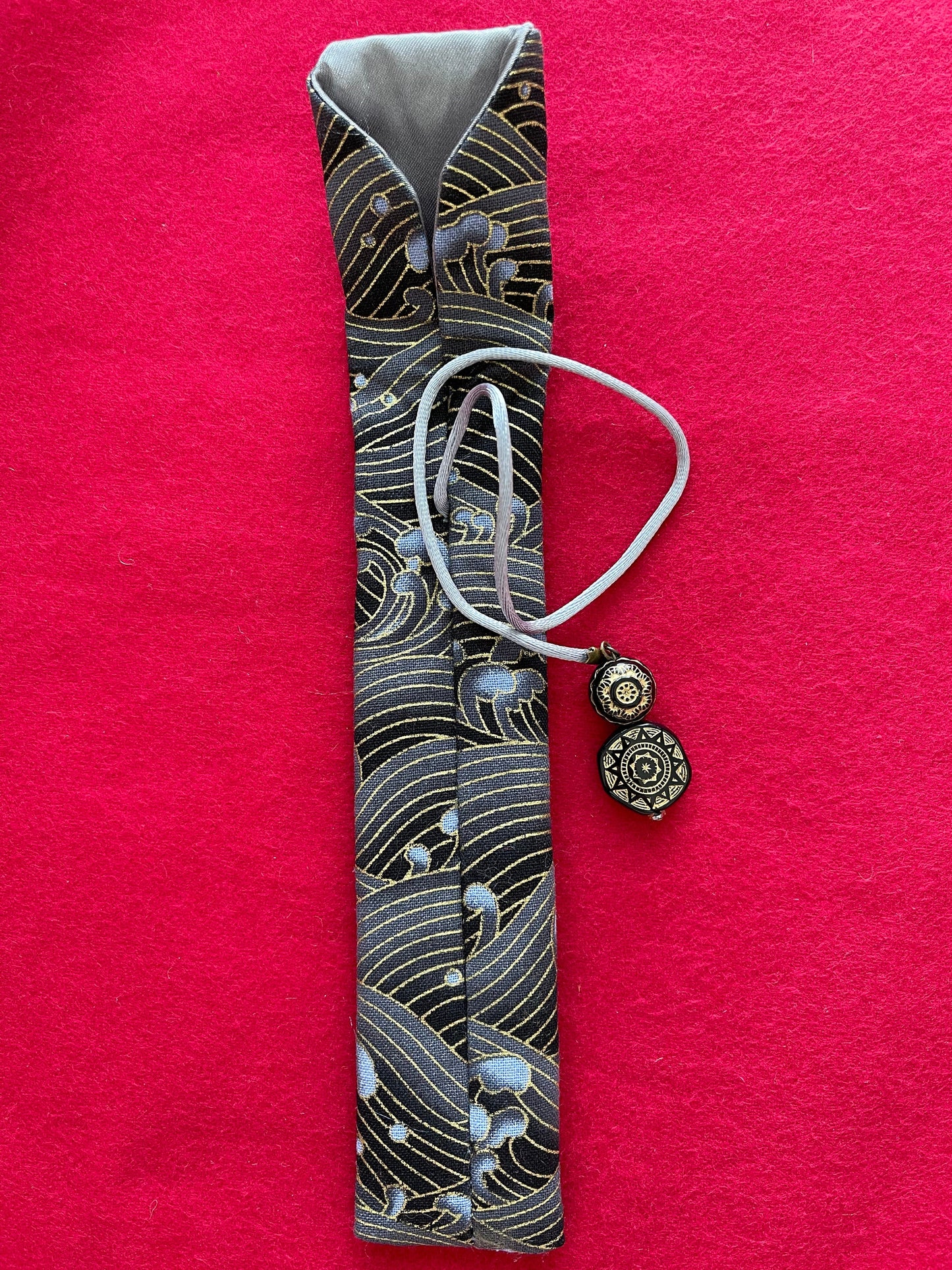 Grey/Blue Waves - Single Pen Kimono Case with Soft Luxurious Satin Interior