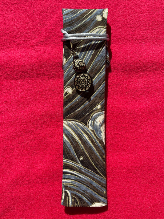 Grey Waves - Single Pen Kimono Case with Soft Luxurious Satin Interior