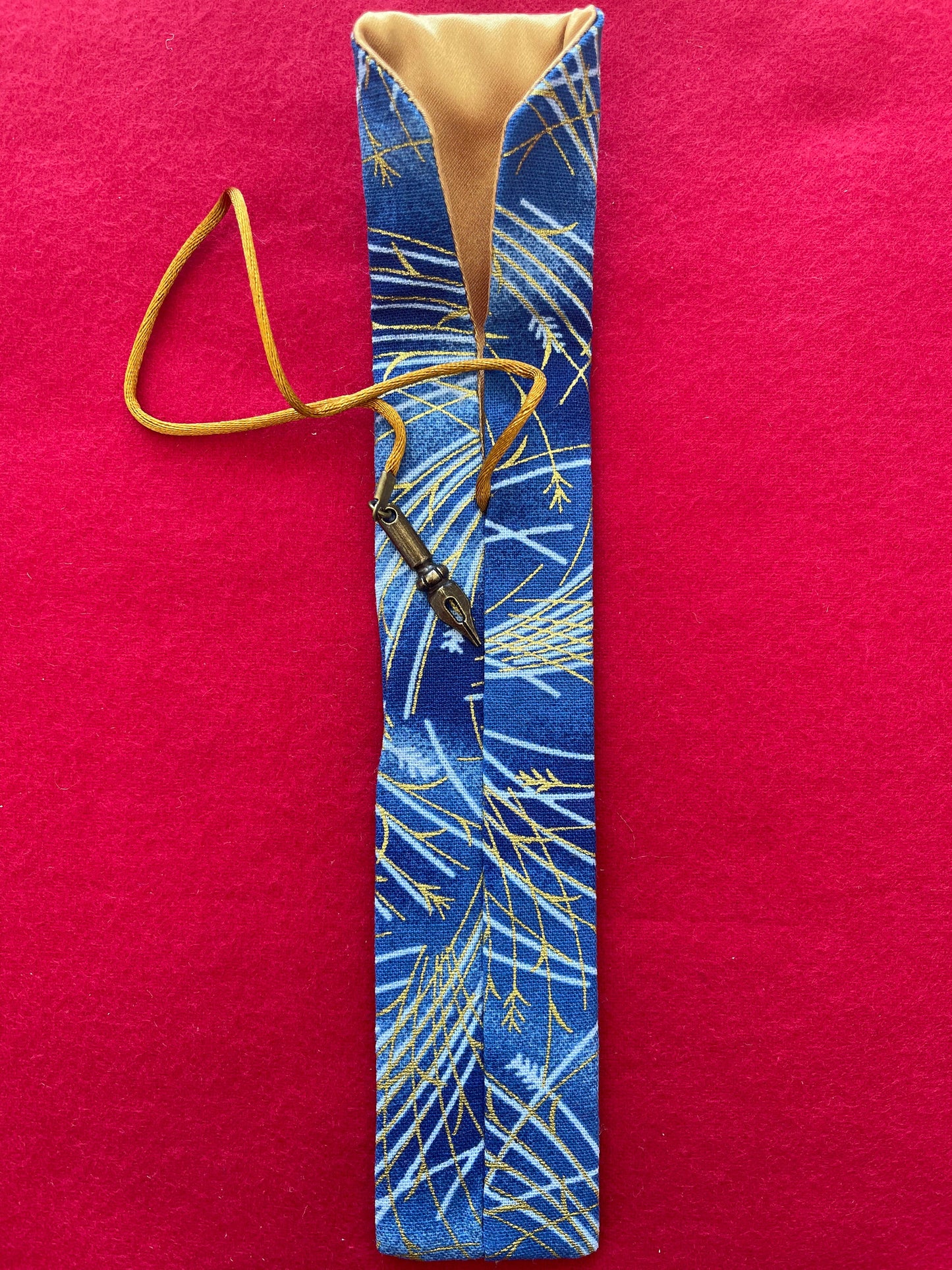 Blue Wheat - Single Pen Kimono Case with Soft Luxurious Satin Interior