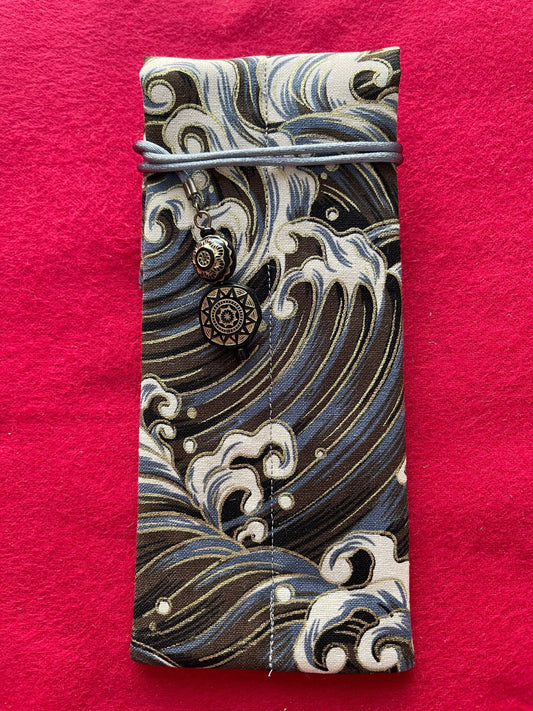 Grey Waves Double Pen Kimono Case with Soft Luxurious Satin Interior