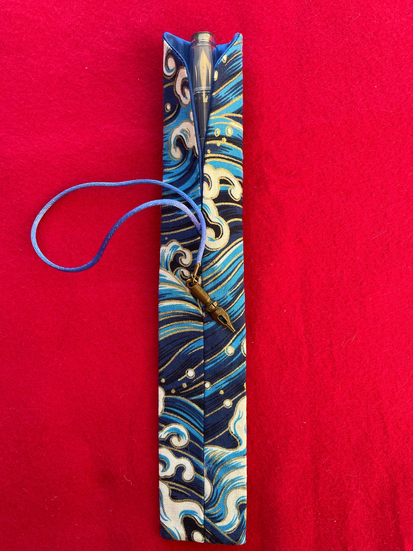 Blue Waves - Single Pen Kimono Case with Soft Luxurious Satin Interior