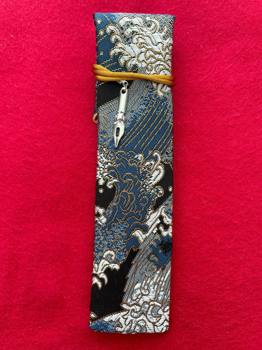 Great Wave - Single Pen Kimono Case with Soft Luxurious Satin Interior